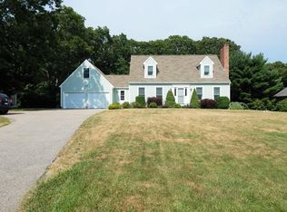 19 Timber Ridge Rd, Pawcatuck, CT 06379