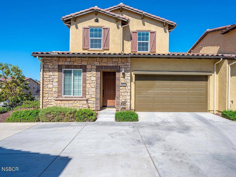 1st image of 625 Agapanthus Way
