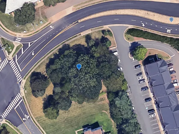 10745 Coverstone Dr, Manassas, VA 20109