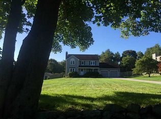 63 Child St, Portsmouth, RI 02871