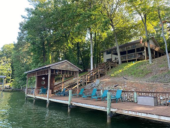 3rd image of 508 Long Island Dr