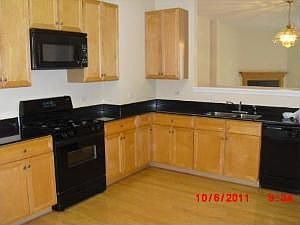 3rd image of 0S044 Lee Ct #44