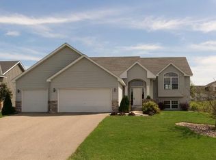 526 4th Ave NE, Lonsdale, MN 55046