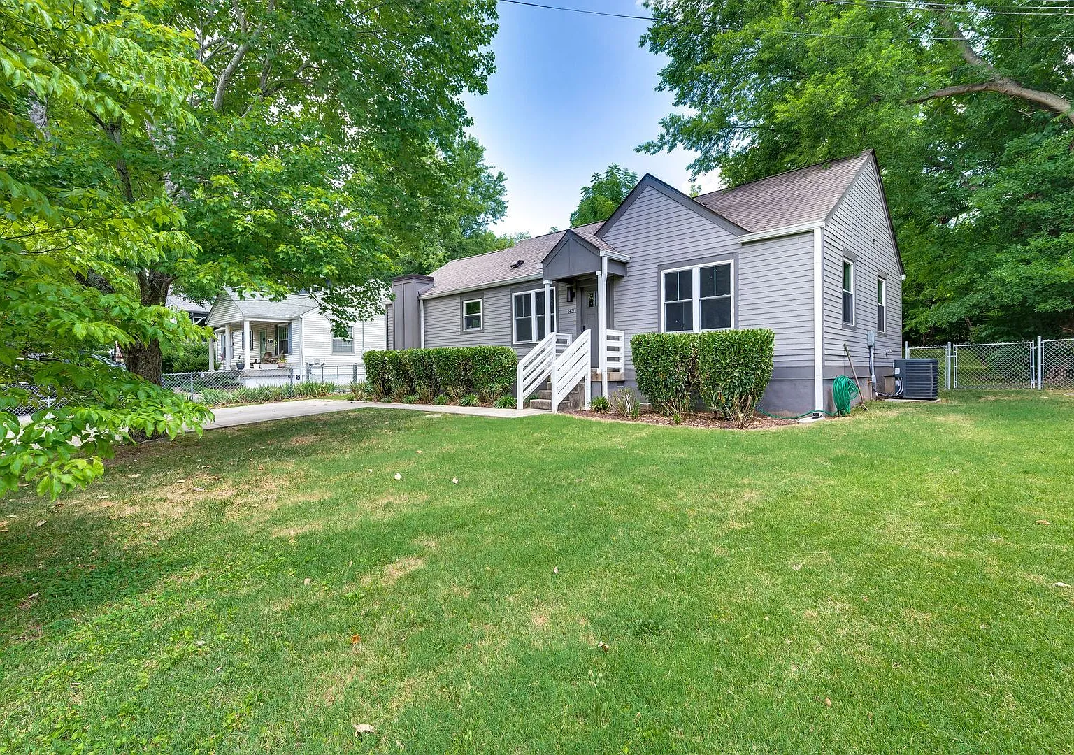 Awesome 3BE/2BA home in sought after East Nashville/Inglewood!! — Photo 2