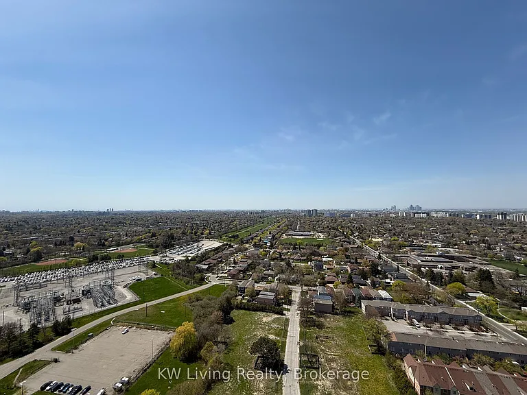5858 Yonge St #2902 — Photo 9