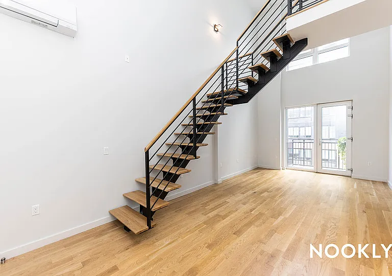 45-57 Davis St #917 — Photo 12