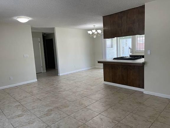 Living room, dining & bar stool/kitchen counter