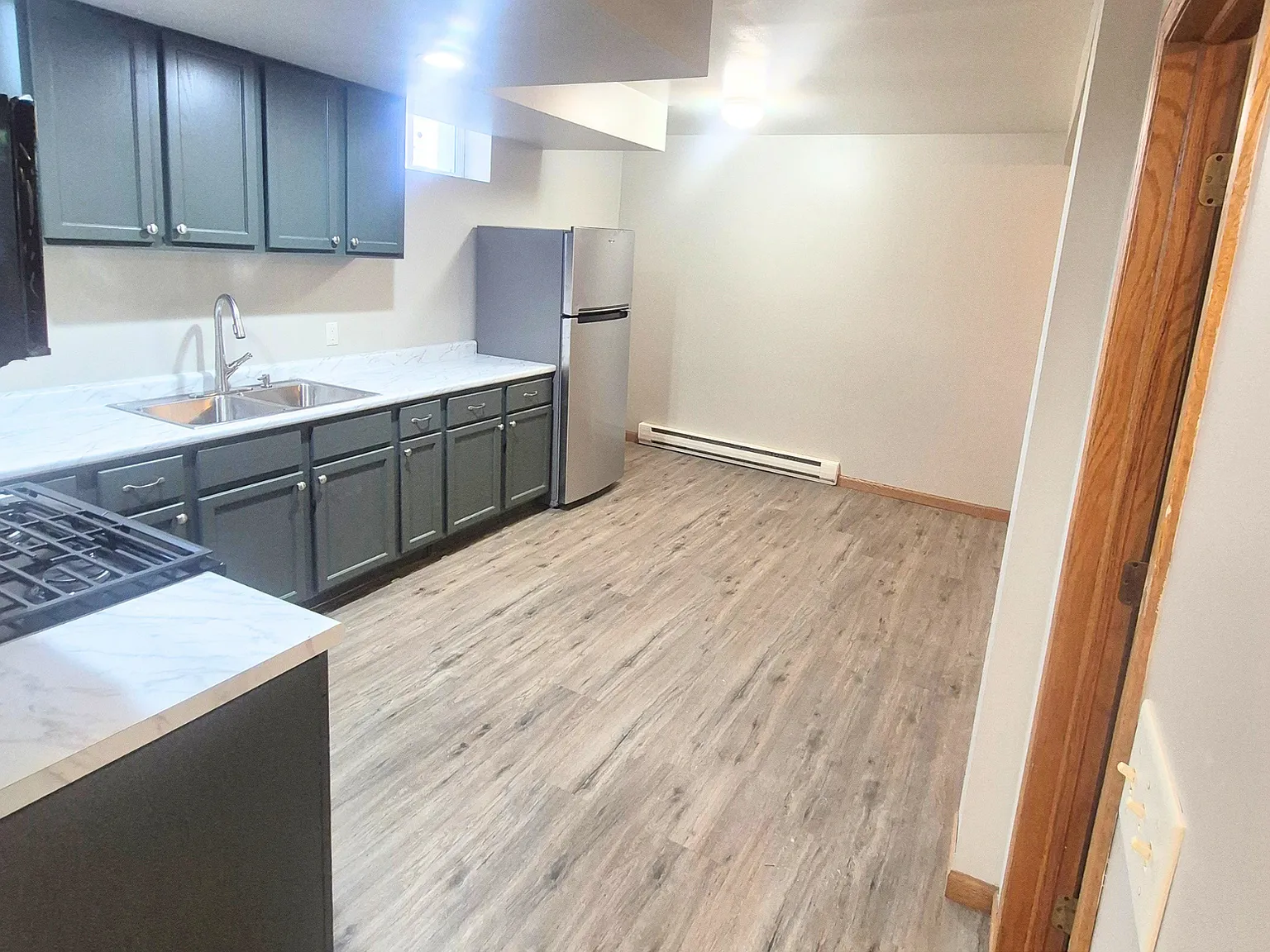 1 bed, 650 sqft, $925 — Photo 2
