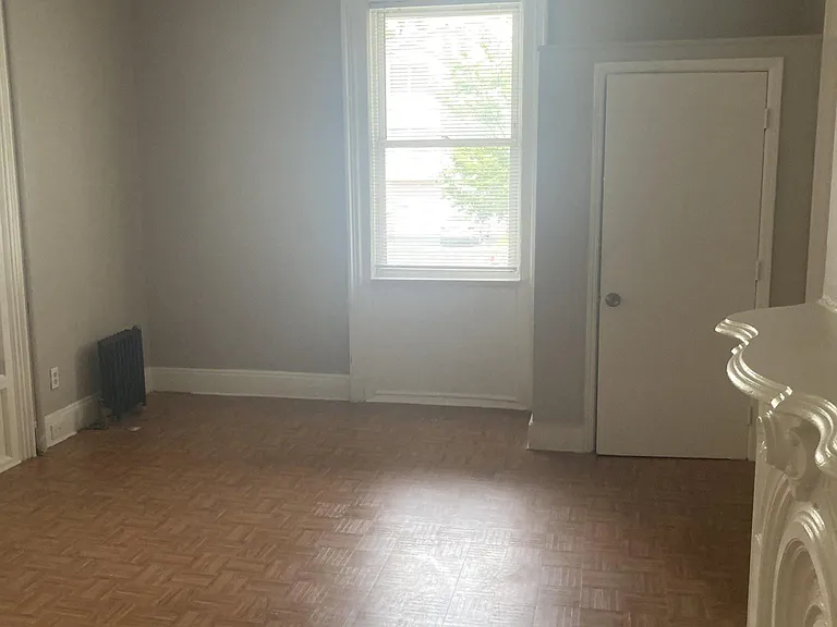 618 Madison Ave #2 — Photo 7