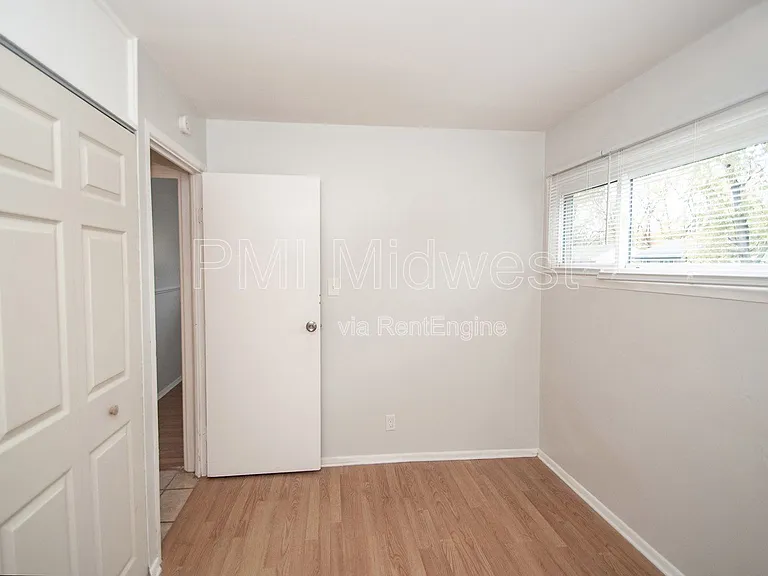 4610 Karen Dr — Photo 28