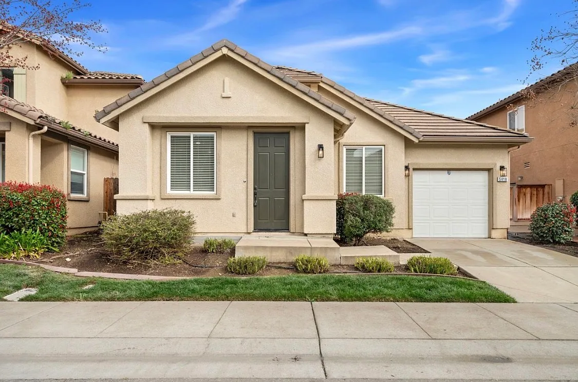 5418 Shennecock Way — Photo 3