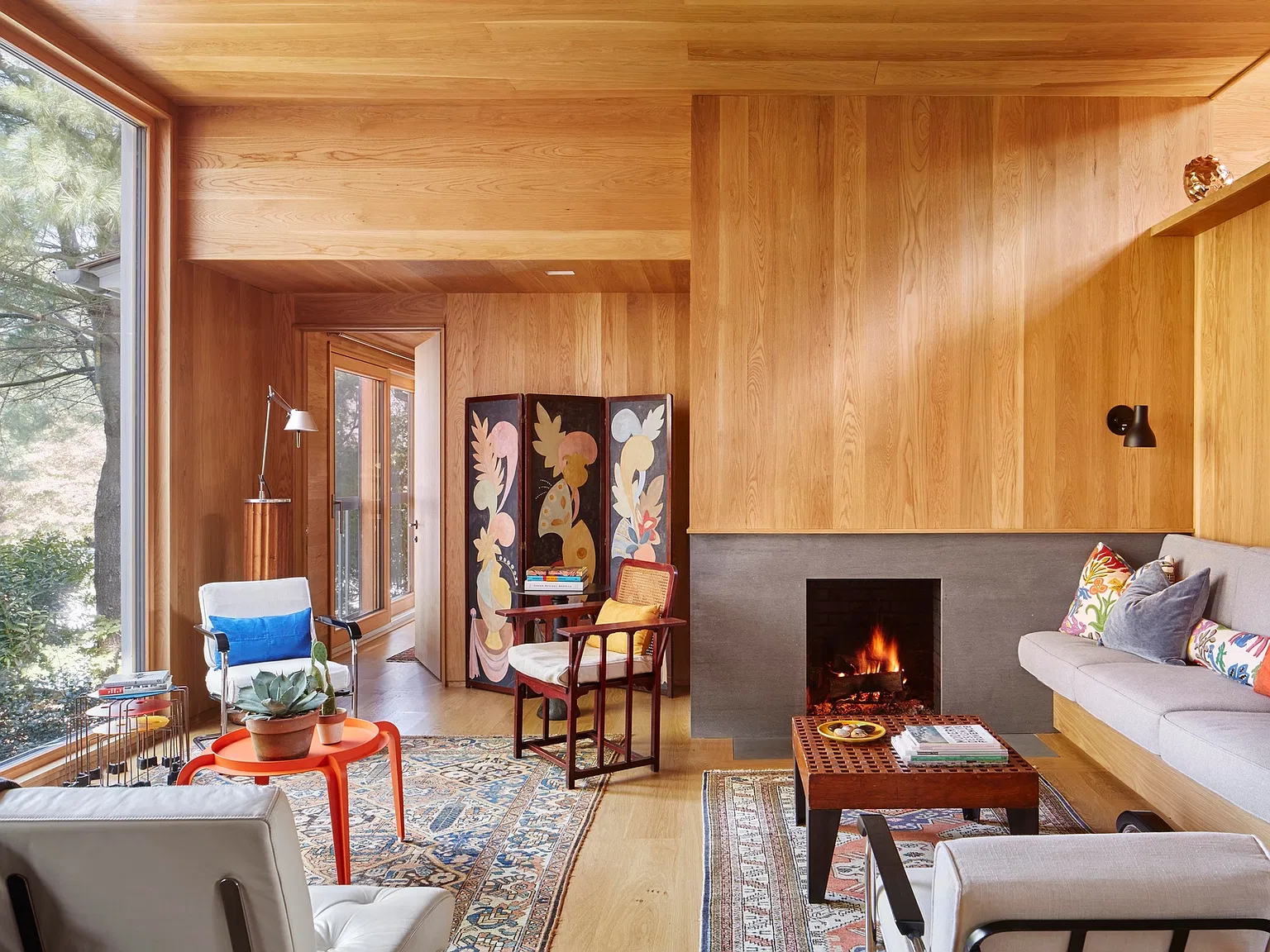 Sag Harbor Village Exquisite Renovated Modern Gem — Photo 1