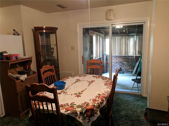 2nd image of 869 Pleasant St #0