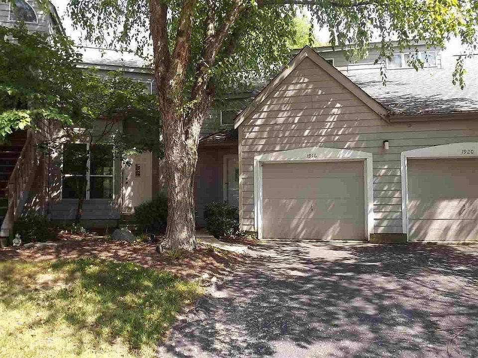 1st image of 1916 S Bay Pointe Dr #32