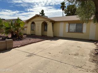 3915 E Hillery Dr, Phoenix, AZ 85032