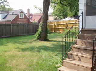 1415 Woodland Dr, Saint Louis, MO