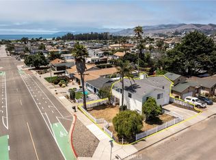 581 Newport Ave, Grover Beach, CA 93433