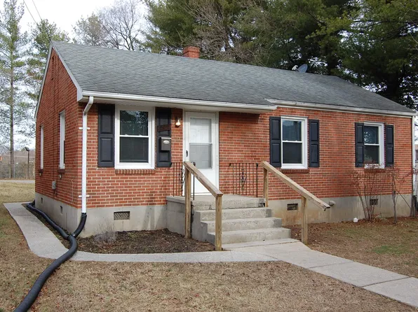 2527 Sanford Ave SW, Roanoke, VA 24014