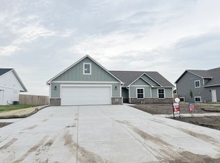 1617 Bowell Ln, Abilene, KS 67410