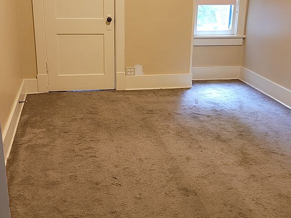 2nd image of 1705 E 29th Ave