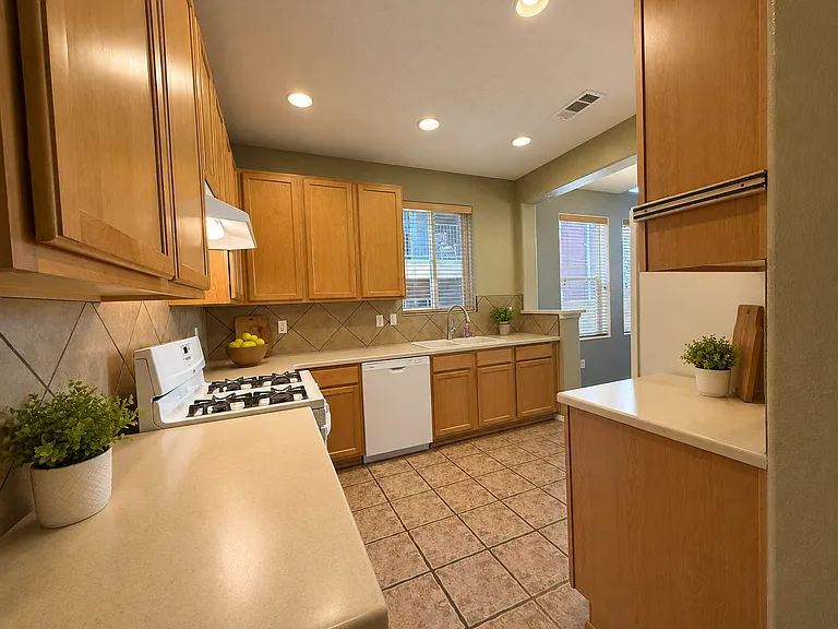 4358 San Benito St #A — Photo 5