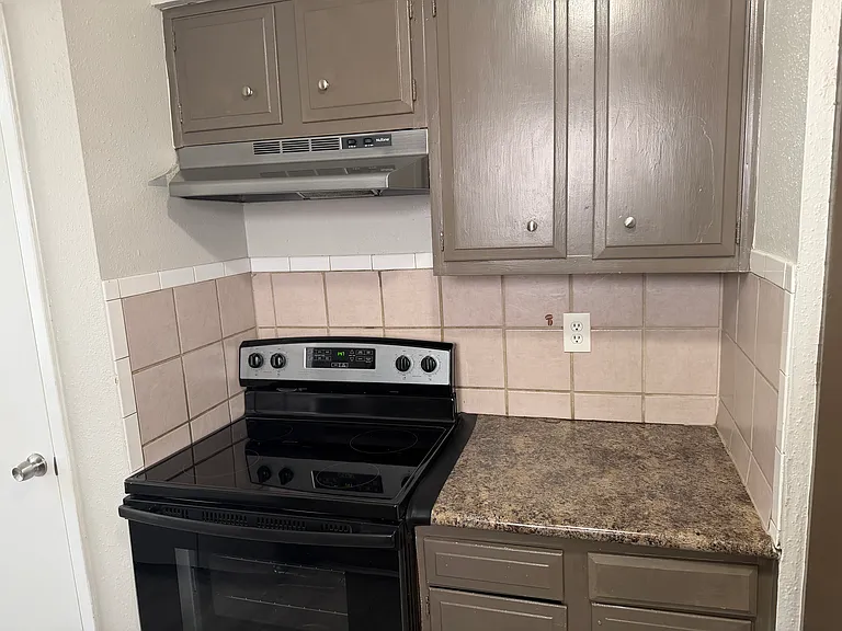 23430 Cimber Ln — Photo 8