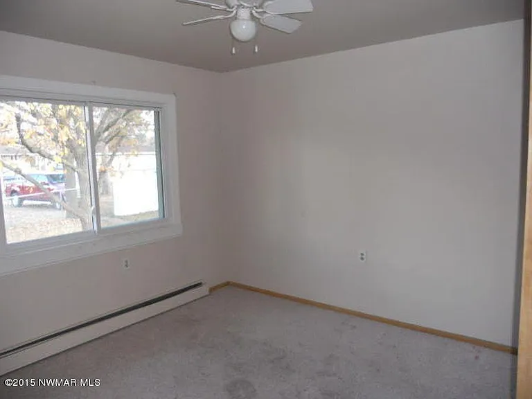 1318 America Ave — Photo 9