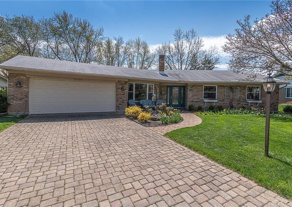 1st image of 2140 Oak Tree Dr E