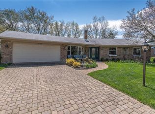 2140 Oak Tree Dr E, Dayton, OH 45440
