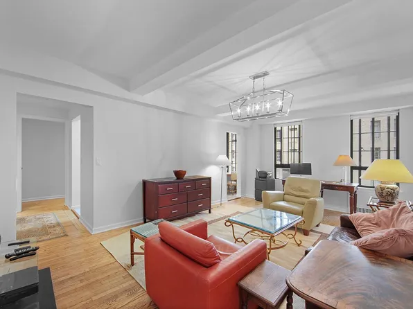 333 W 56th St APT 5F, New York, NY 10019