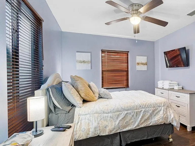 1019 Alladin Dr #1 — Photo 6