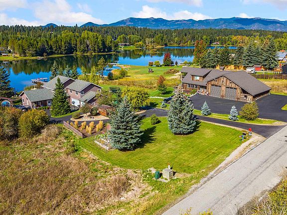 3rd image of 617 Comeback Bay Ln