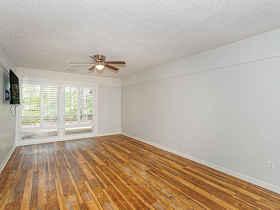 2nd image of 320 Salt Marsh Circle #8-B