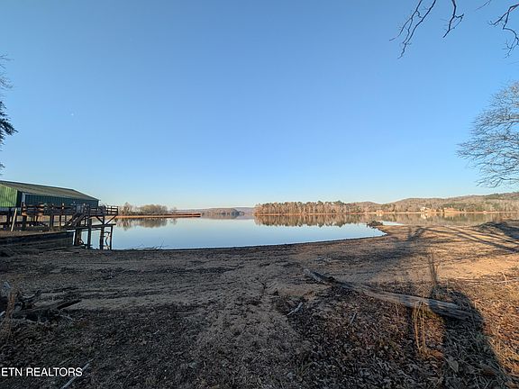 4th image of Lakewood Village Rd