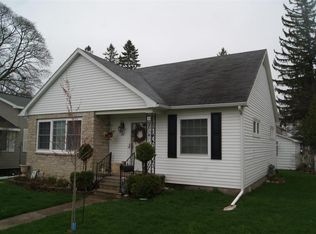 211 S Ball St, Cheboygan, MI 49721