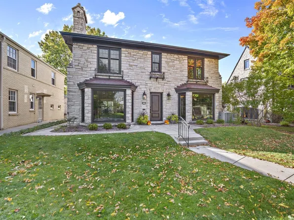 4389 North Wildwood AVENUE, Shorewood, WI 53211
