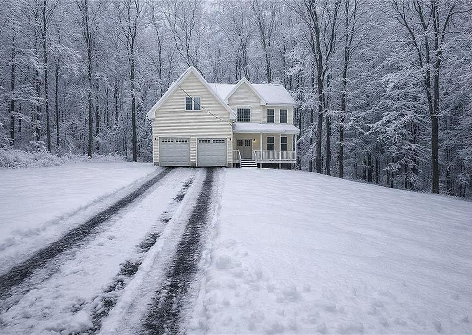 1st image of 111 Cider Mill Rd