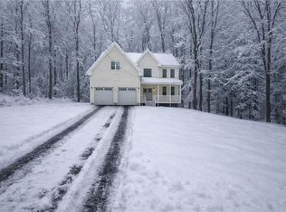 111 Cider Mill Rd, North Smithfield, RI 02896