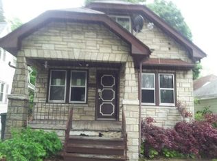 1724 S 85th St, West Allis, WI 53214