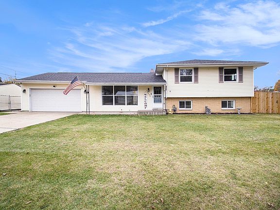2nd image of 19094 Dresden Dr
