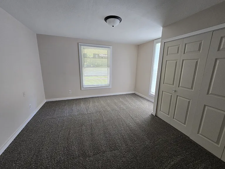 2019 Catalpa St — Photo 12