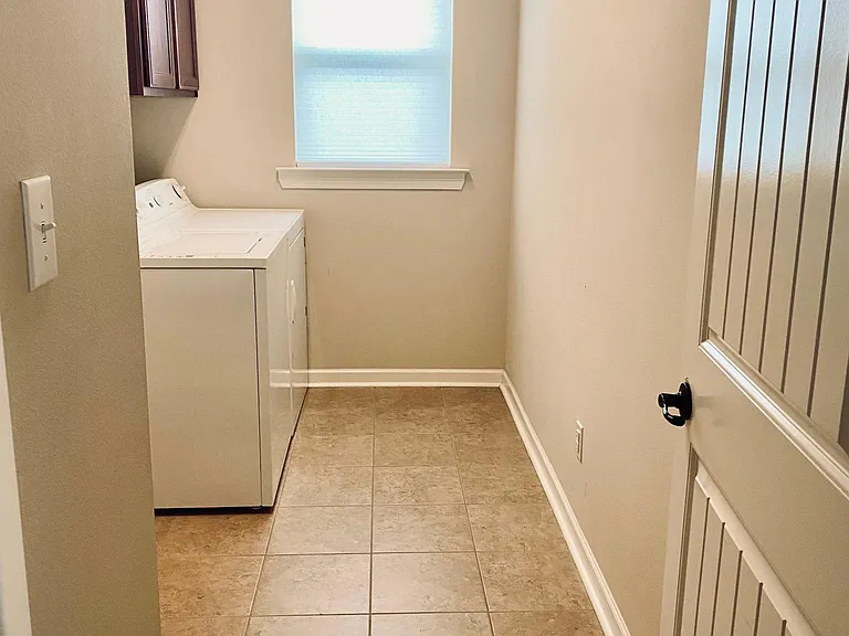 1406 Alouette Dr — Photo 23