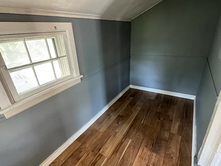 1207 Dewey Ave #US — Photo 4