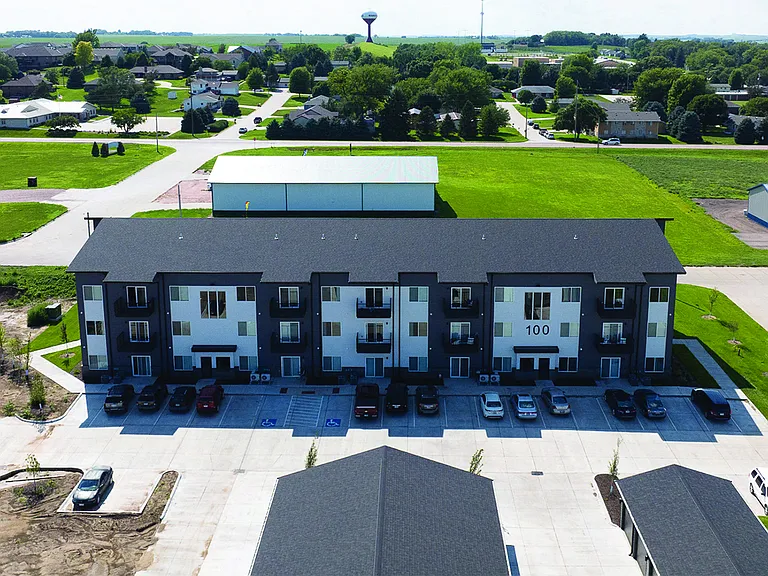 Cross Creek Apartments — Photo 45
