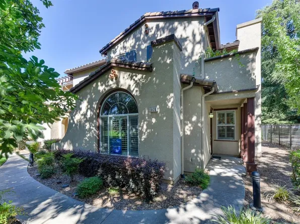 8176 Crystal Walk Cir, Elk Grove, CA 95758