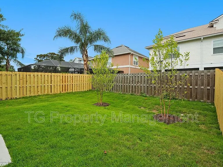 2656 Almonaster St — Photo 13