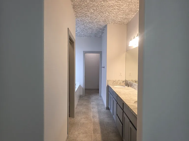 4373 Hearth St NE — Photo 33