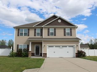 106 Knob Hill Dr, Pikeville, NC 27863