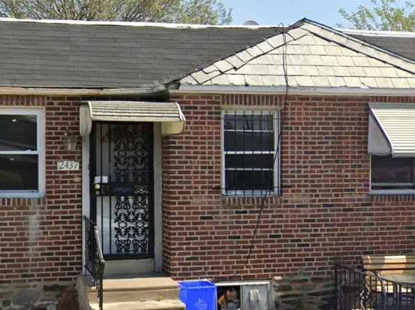 2437 S Frazier St, Philadelphia, PA 19143