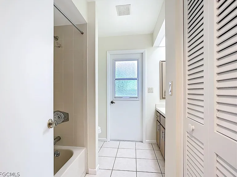 24313 Pirate Harbor Blvd — Photo 35